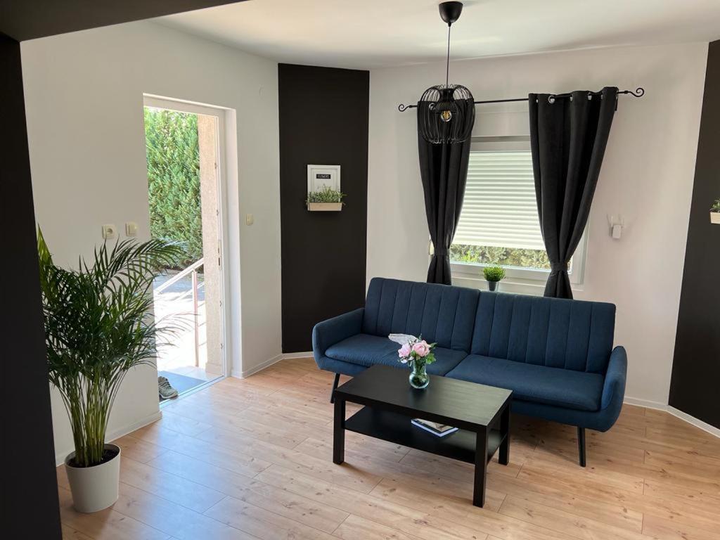 4 Stars Rooms Near Airport Scitarjevo Εξωτερικό φωτογραφία